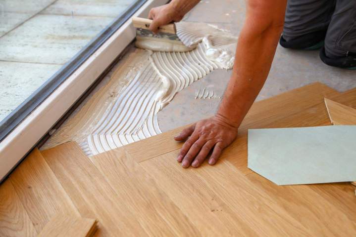 Pose de parquet stratifié près de Tourcoing
